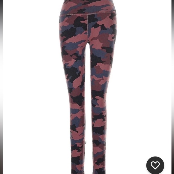Lululemon Women’s Camouflage Leggings Size 6 - Picture 1 of 3